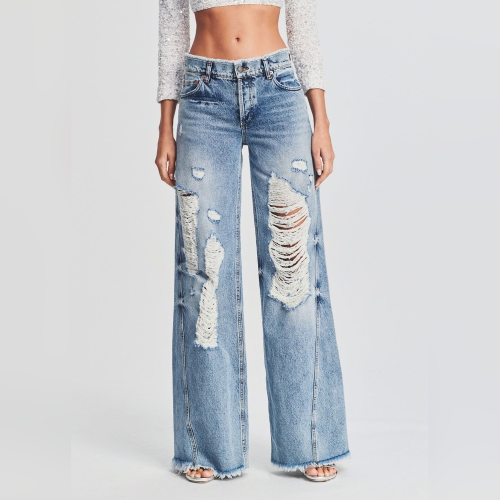 SER.O.YA Mountain Wide Leg jeans.